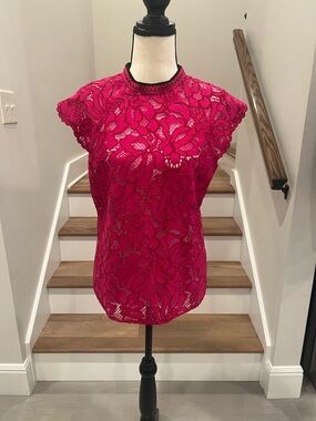 Tara Jarmon Fuchsia Floral Lace Cap Sleeve Top